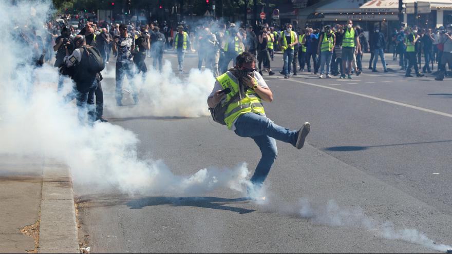 FranceYellowVests28