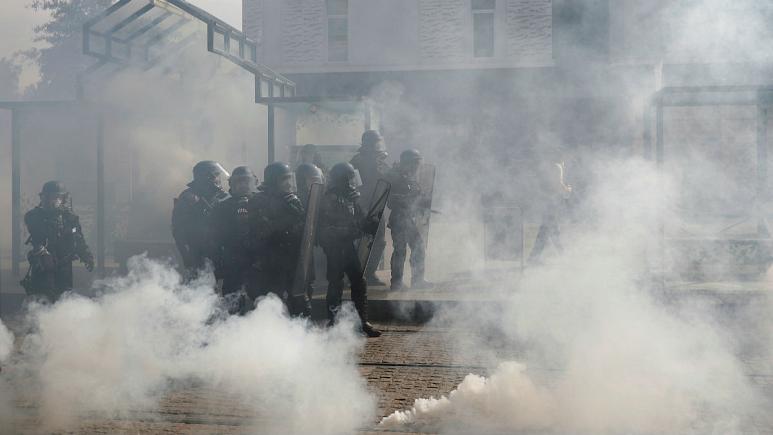 Yellowvest-Nant