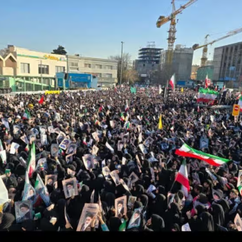 تظاهرات حامیان جمهوری اسلامی در ۲۲ دی ۱۴۰۴.  عکس از احسان هادی، منبع: تسنیم.