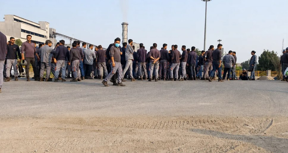 labour kargar protest