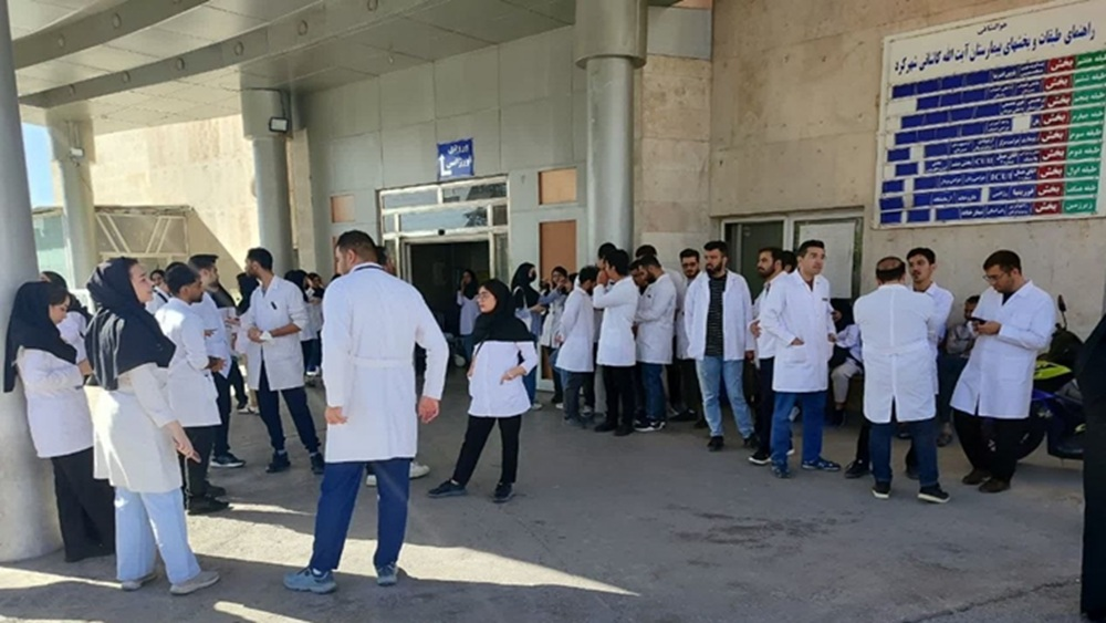 (تصویر آرشیوی اعتراض پرستاران در شهر کُرد)