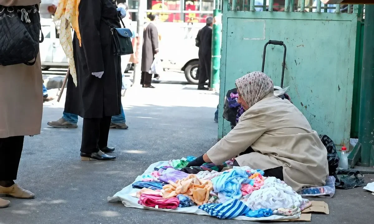 womenstreetsale