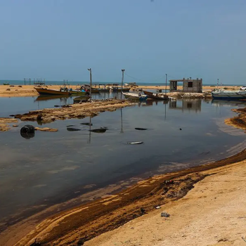 gheshm oil spill