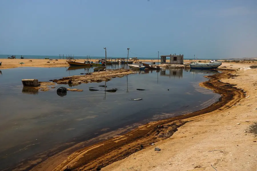 gheshm oil spill