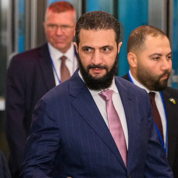 احمد الشرع، رئیس‌جمهور موقت سوریه، در تاریخ ۲۲ سپتامبر (۳۱ شهریور) در مجمع عمومی سازمان ملل متحد حضور یافت. عکس از الکسی جی. روزنفیلد/گتی ایمجز.